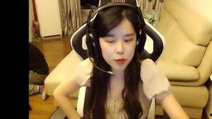 沫子女朋友爆料视频,揭秘网红女友的甜蜜瞬间